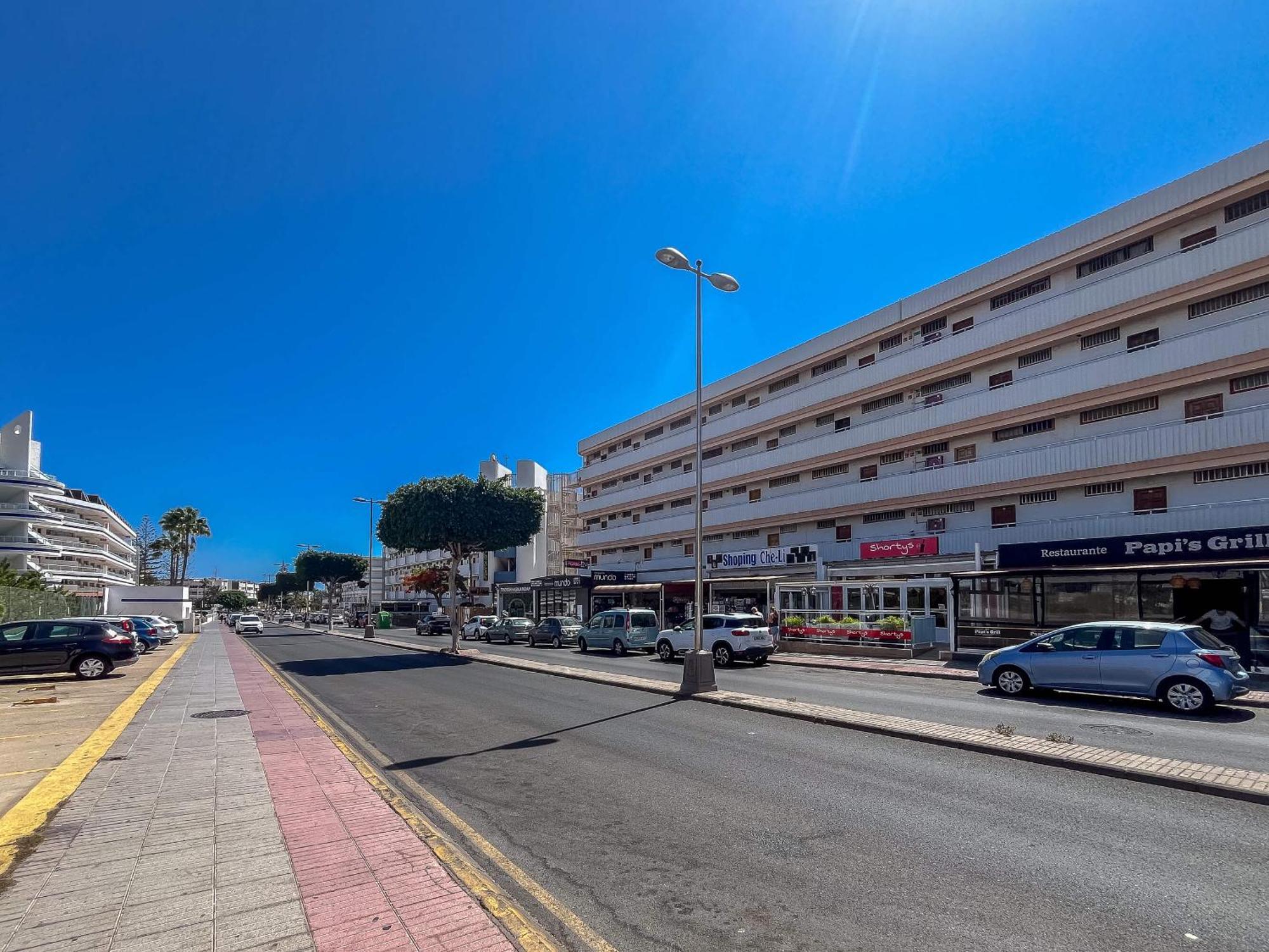 Lightbooking Tenesor 115 * Playa del Inglés